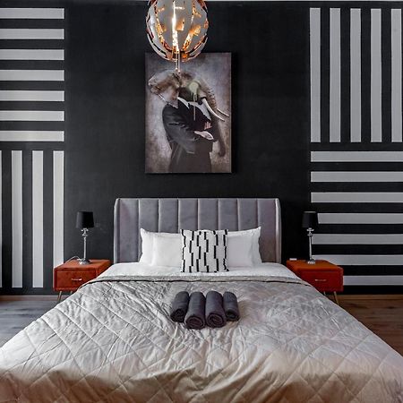 Deluxe Dohany Residence Next To The New York Cafe Budapest Esterno foto