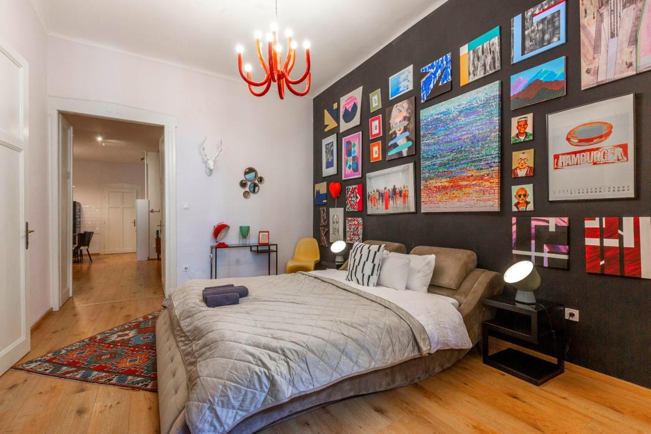 Deluxe Dohany Residence Next To The New York Cafe Budapest Esterno foto