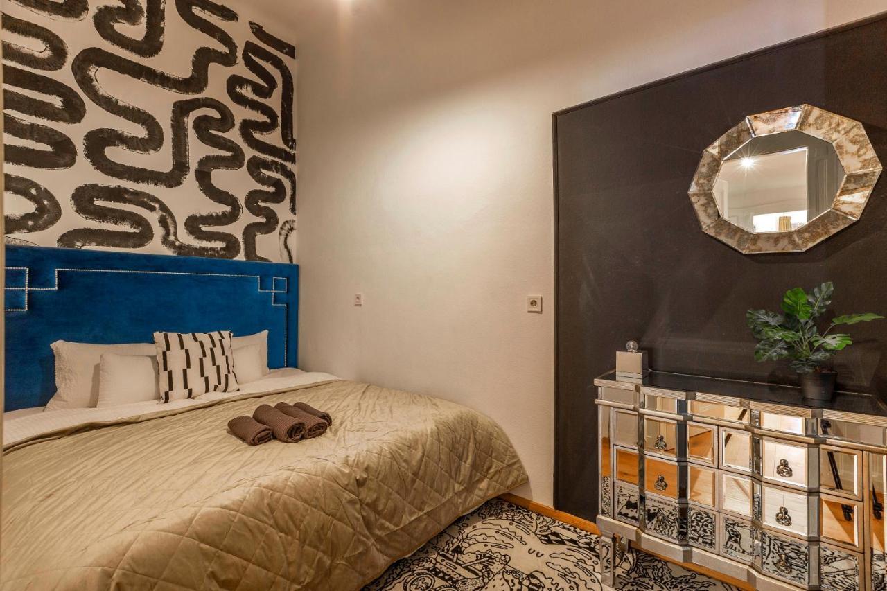 Deluxe Dohany Residence Next To The New York Cafe Budapest Esterno foto