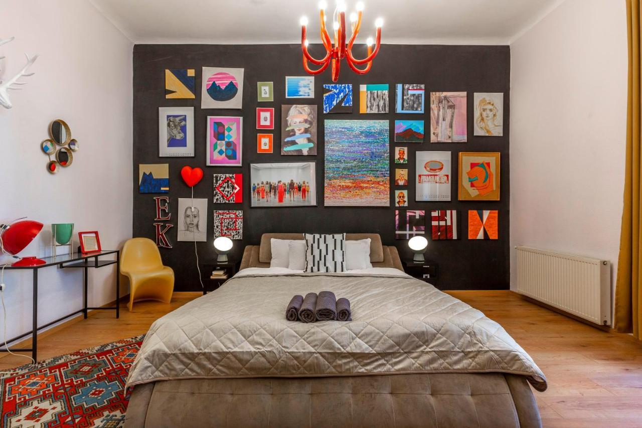 Deluxe Dohany Residence Next To The New York Cafe Budapest Esterno foto